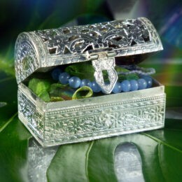 Keepsake Jewelry Box