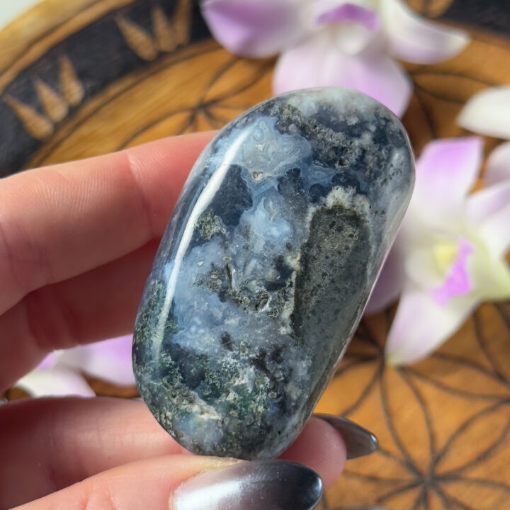 Purple Chalcedony in Moss Agate Power Stone