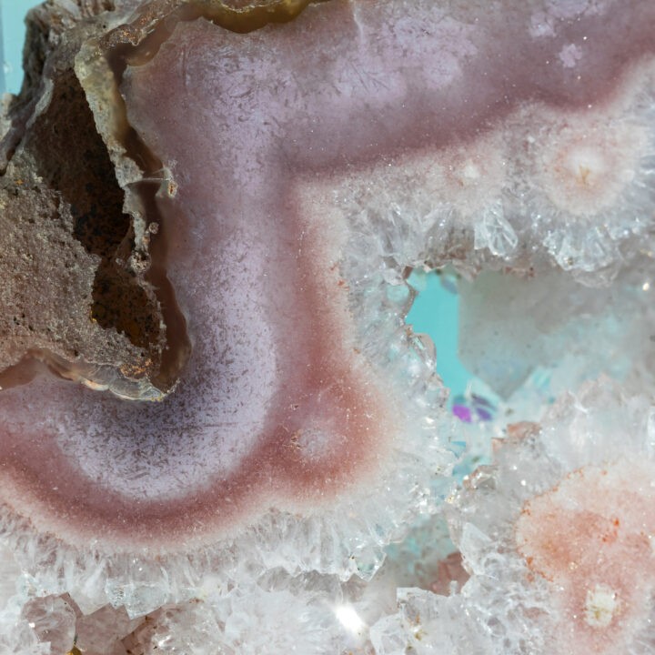 Pink Amethyst with Flower Agate Gridding Plate