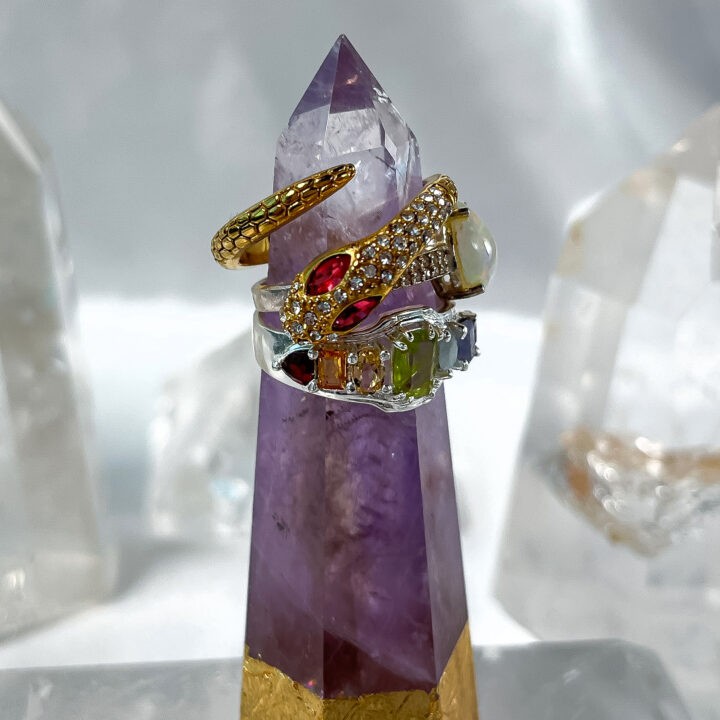 Amethyst Generator Ring Holder