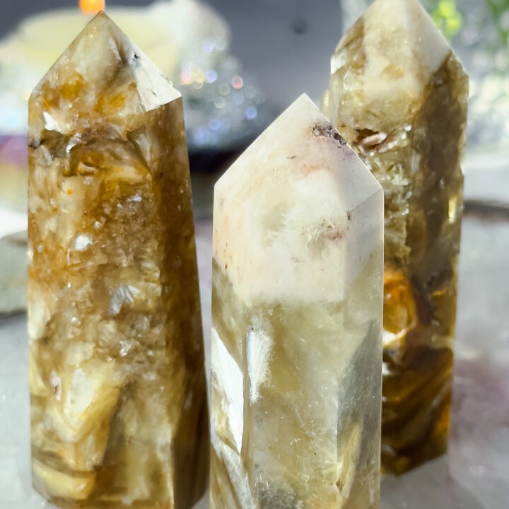 Golden Mica in Quartz Generator