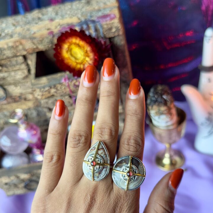 Crazy Lace Agate & Garnet Compass Ring