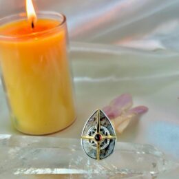 Crazy Lace Agate & Garnet Compass Ring