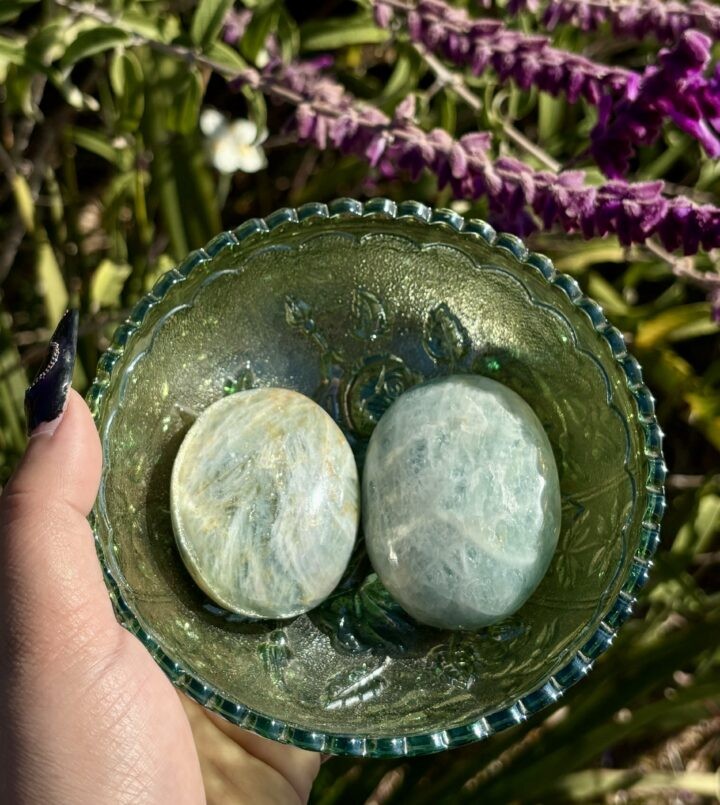 Aquamarine Palm Stone