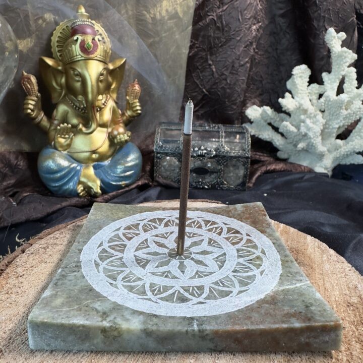 Floral Hessonite Garnet Incense Stick Holder